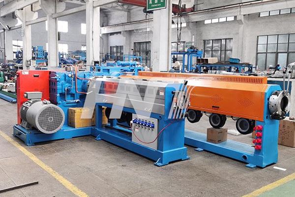 Extruder for Photovoltaic Solar (PV) Cables
