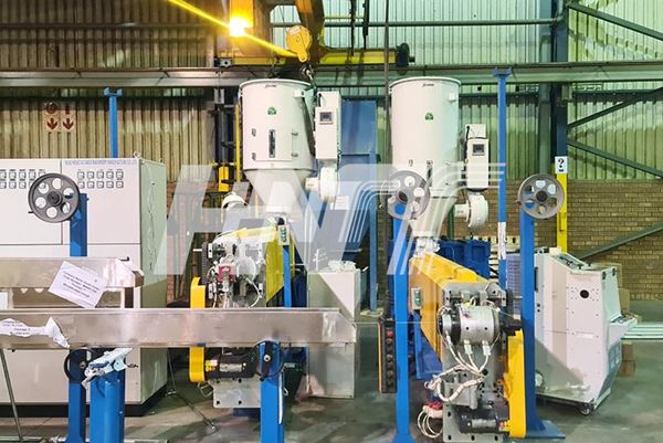 Photovoltaic Solar PV Cable Making Machine