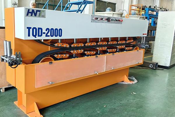 Belt Type Caterpillar Capstan For Rewinding or Extrusion Line